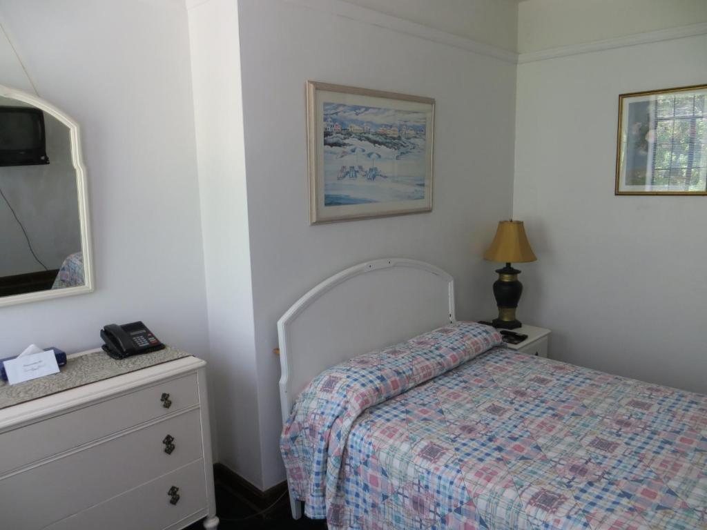 Standard Room One Double Bed