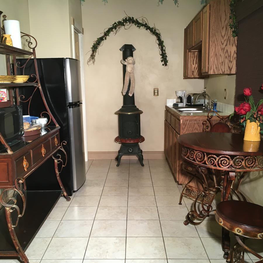 Safari Suite