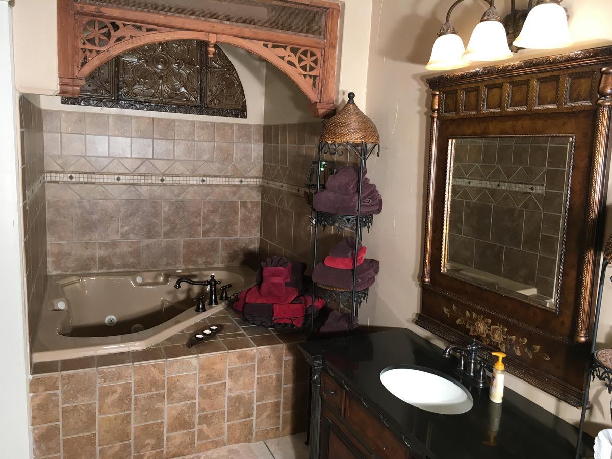 Moroccan Suite